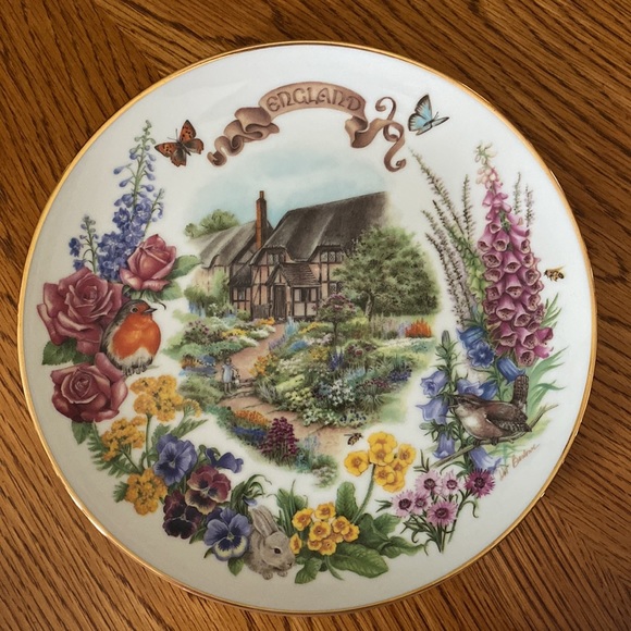 Reco International "Gardens of Beauty" collectible plates - Picture 9 of 13